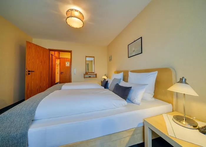 Zur Eule * Oldenburg in Holstein